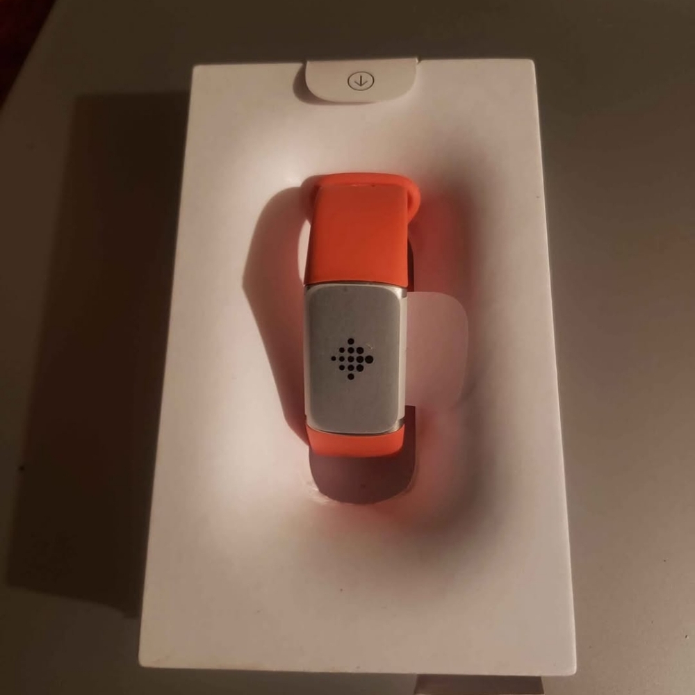 Fitbit Charge 6